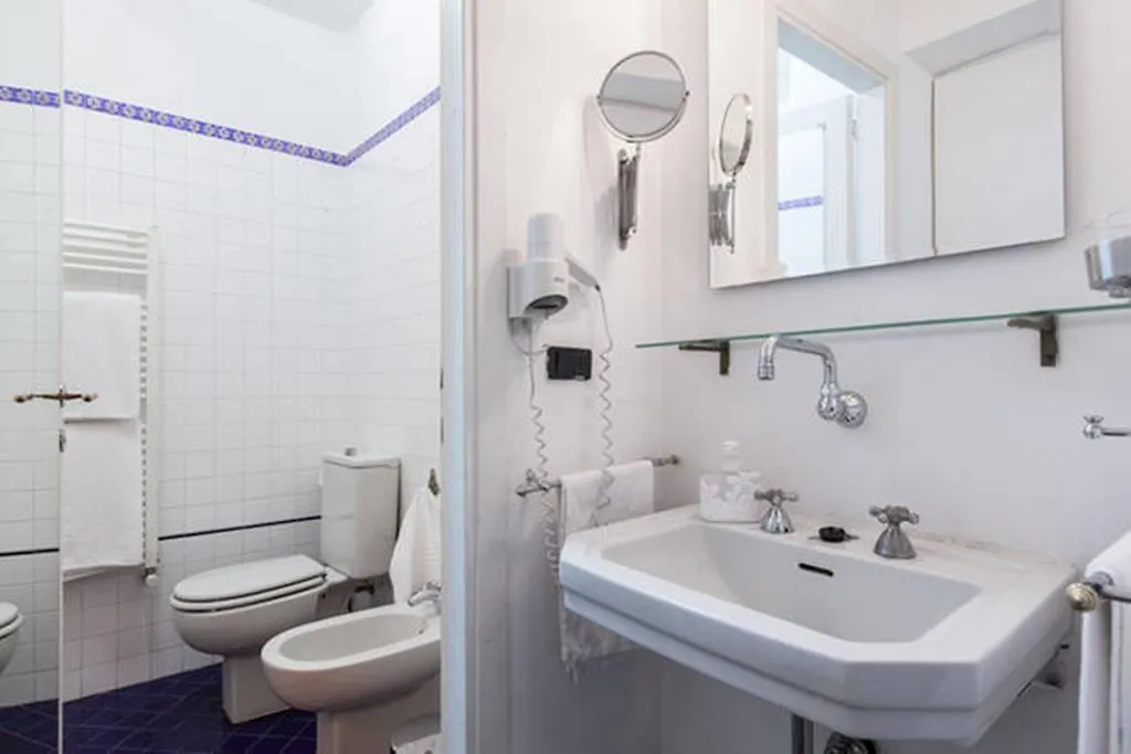 Gioia House Bed and Breakfast Milano 2*,